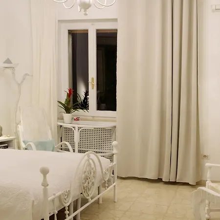 Excel Bed & Breakfast *